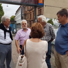 21.07.18 - 13.09.30 - Haltestelle Landwehrplatz.jpg