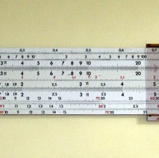 Rechenschieber - Physiksaal
